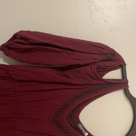 Cold shoulder maroon maxi dress earthbound trading Co size large - Picture 3 of 3